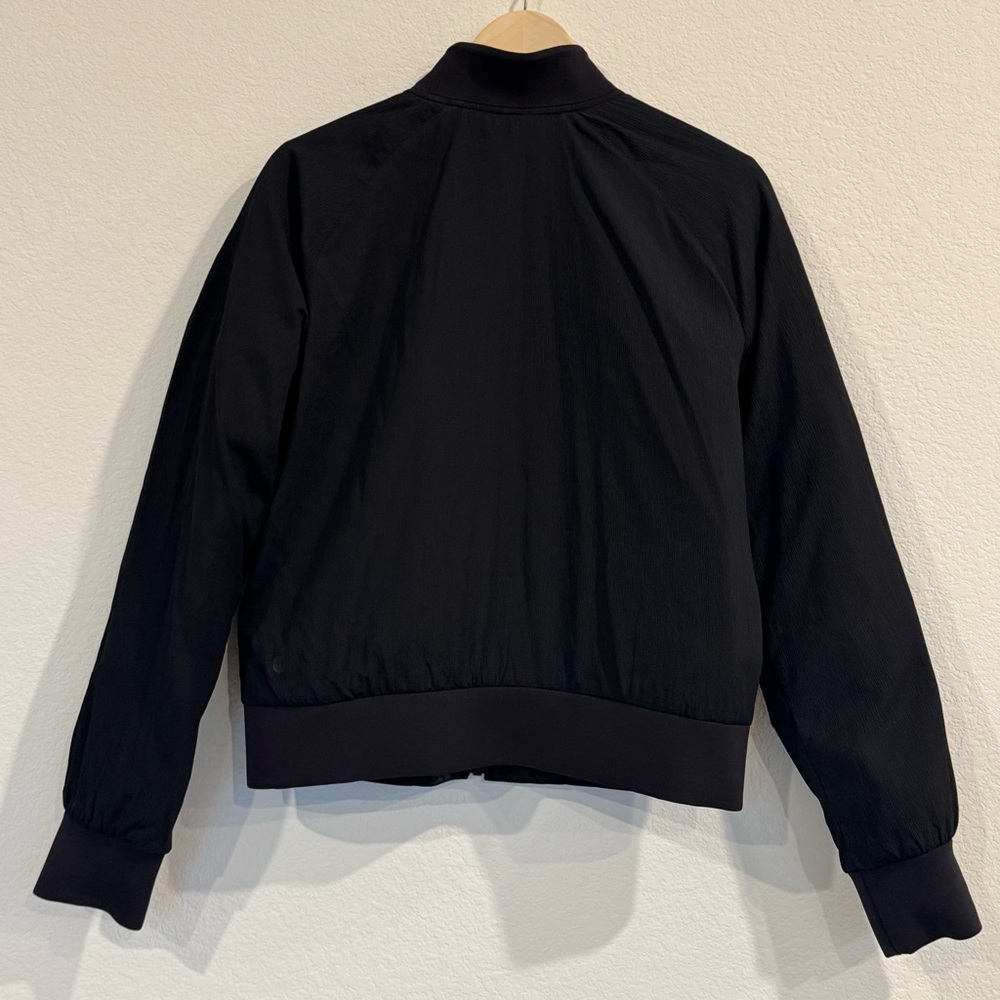 Lululemon Non-Stop Bomber Jacket Textured in
Black Size 10 - Picture 6 of 10